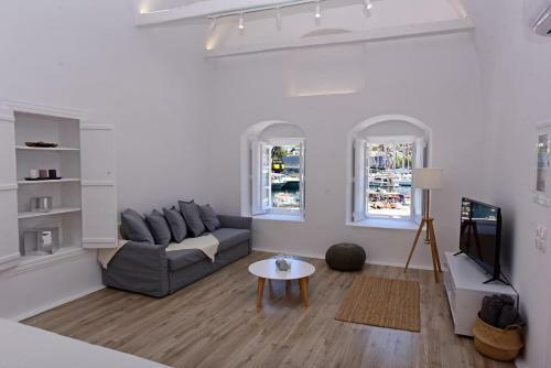 Villa Hydra Hospitality Port Apartment