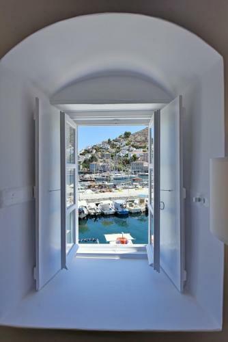 Villa Hydra Hospitality Port Apartment