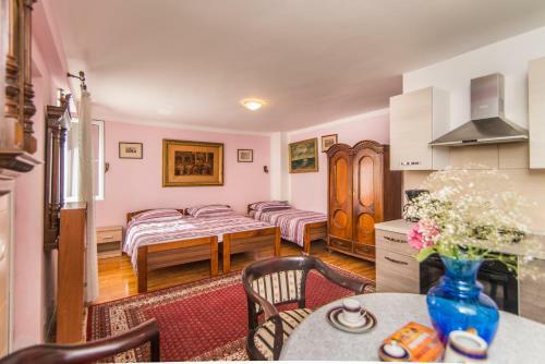 Apartmani Marina Pore?