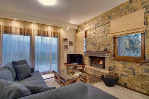 Country Place Apartment With Mountains View