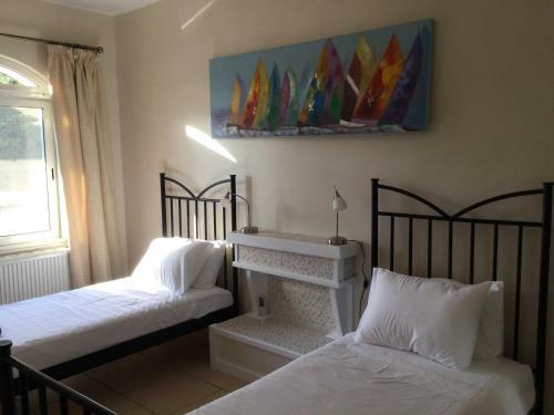 Villa Kalamitsi Amigdali Home With A Stunning View