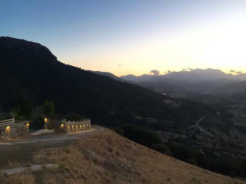 Luxury Chalet Vila On Mountain Top With Great View
