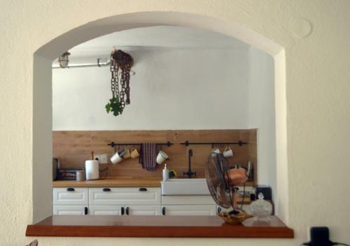 Santa Cruz Country Cottage