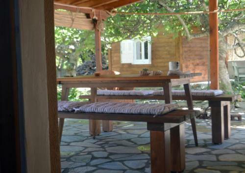 Santa Cruz Country Cottage