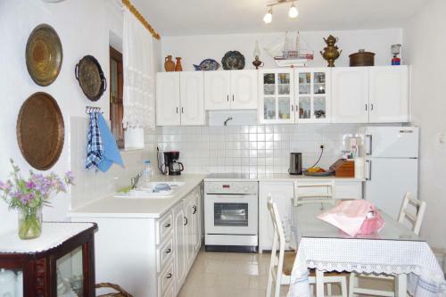 Cozy Traditional House In Thassos, Kallirachi