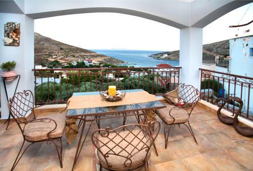 Nikis Seaside House