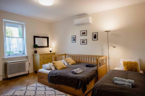 Viola Family Apartman Free Parking