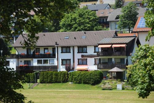 Hostal Gasthof Schwarzwaldtanne