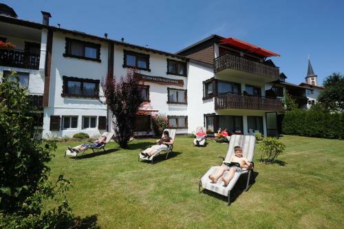 Hostal Gasthof Schwarzwaldtanne