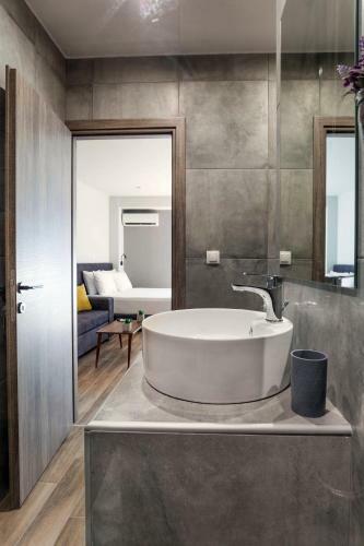 Raise Heraklion Boutique Apartments