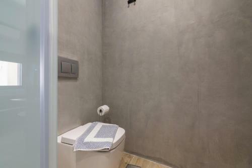 Fresh New Studio Apartment In Heraklion Center