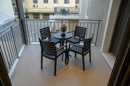 Apartamento Uni Island City Center Suites