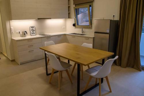 Apartamento Uni Island City Center Suites