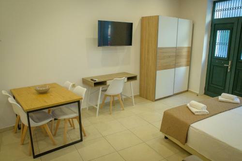 Apartamento Uni Island City Center Suites