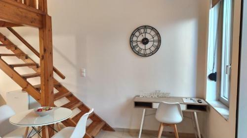 Apartamento Uni Island City Center Suites