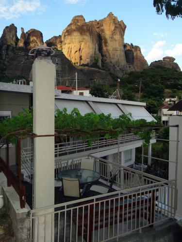Nikos, Old Kalabaka Apartment