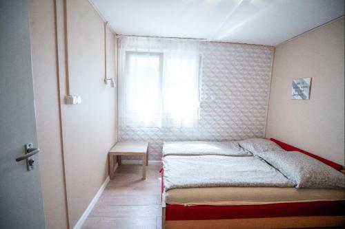 Villa R�zsa Panzi� Vadkerti T�