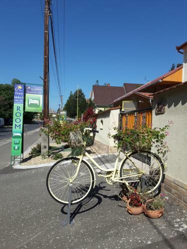 Hostal Eurovelo6 Stop