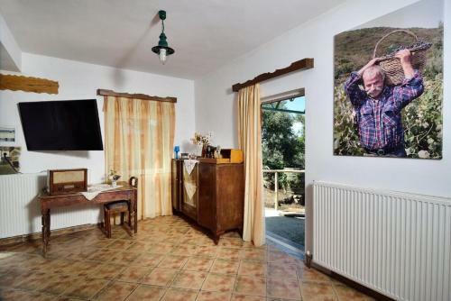Villa Areti - A Cottage In The Cretan Nature