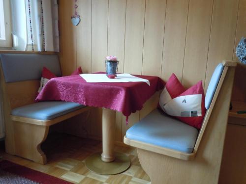 Apartamento Appartements G�stehaus Monika