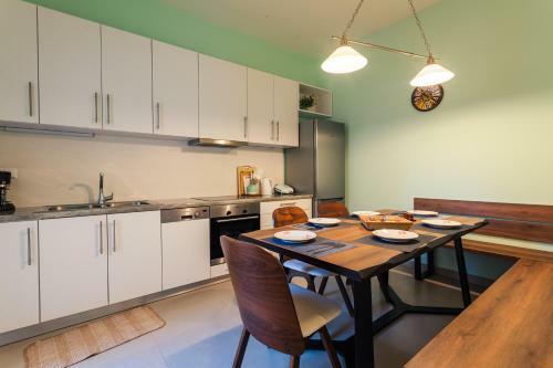 Apartamento Spacious Modern Flat Next To The Historical Center