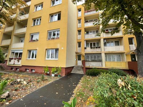 Apartamento Anna Lak�s Sz�zhalombatta