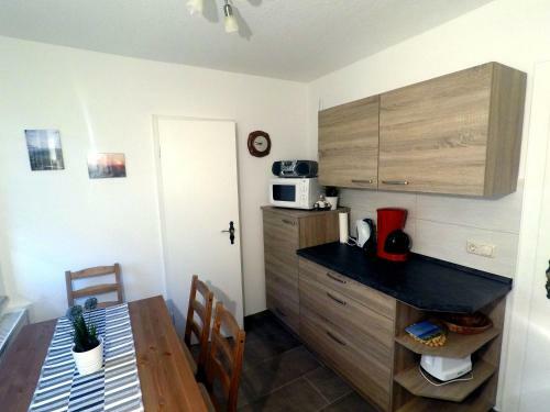 Apartamento Ferienhaus Und Ferienwohnung B�ttner
