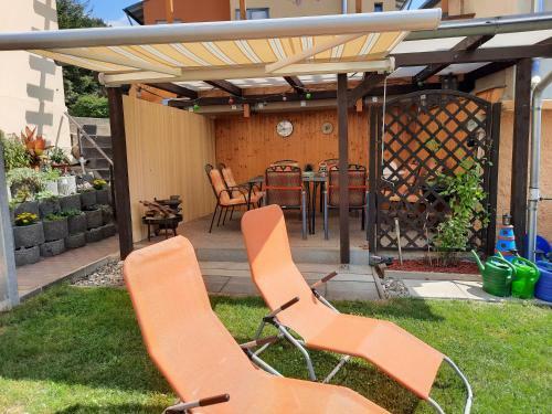 Apartamento Ferienhaus Und Ferienwohnung B�ttner