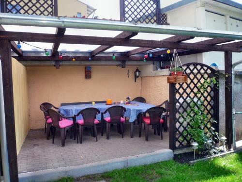 Apartamento Ferienhaus Und Ferienwohnung B�ttner