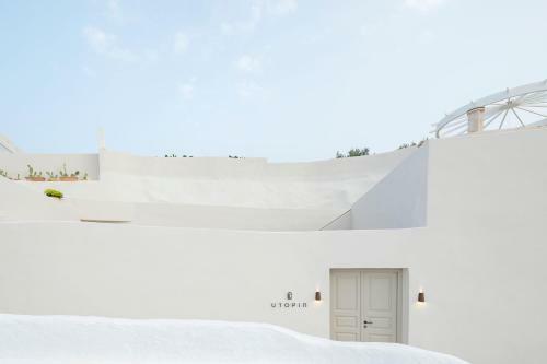 Utopia Villas Santorini