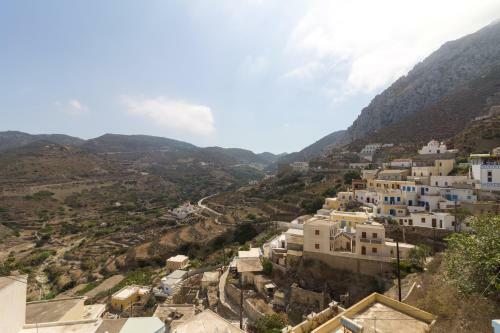Nicolas Traditional House Of Olympos