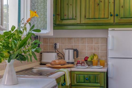 Manessis Apartments Kassiopi Bay Corfu