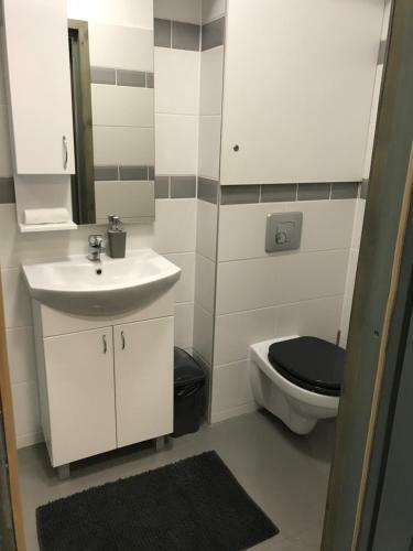 Tisza Gy�ngye Apartmanh�z