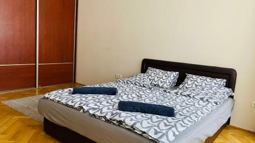 F�r�sz Apartman