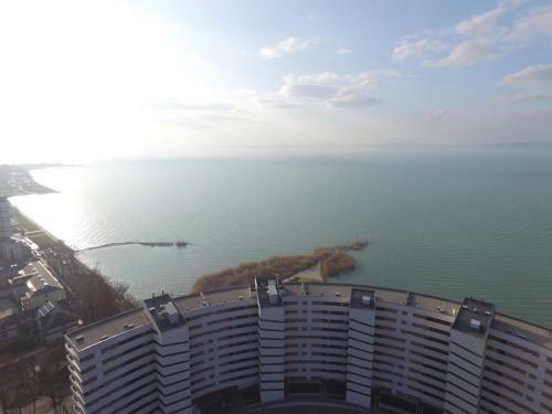Aranypart Club218 Beatrix Wellness Apartman