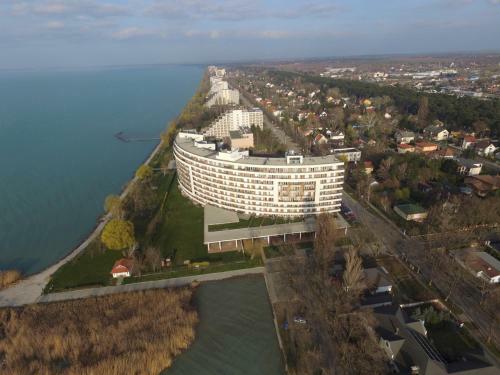 Aranypart Club218 Beatrix Wellness Apartman