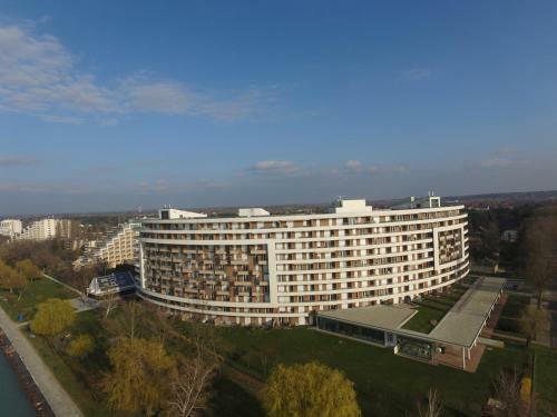 Aranypart Club218 Beatrix Wellness Apartman