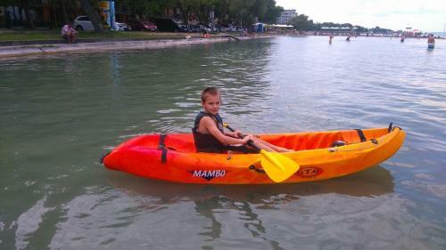 Aranypart Club218 Beatrix Wellness Apartman