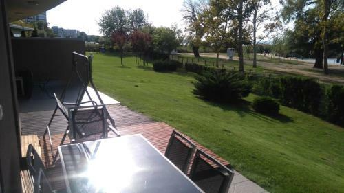Aranypart Club218 Beatrix Wellness Apartman