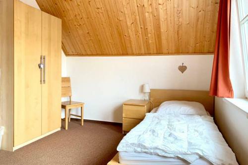 Ferienhaus Mit Bootssteg Am See In Rheinsberg