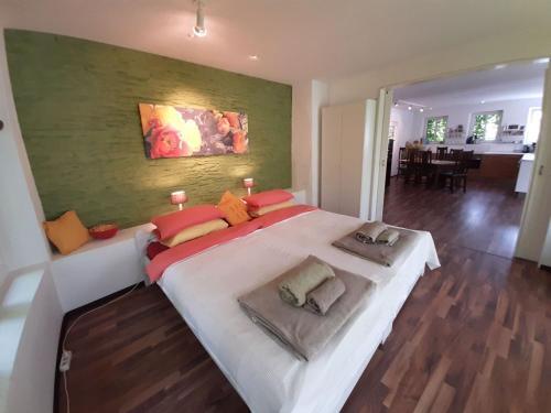 Apartamento Charming Holiday Home In Roes With A Balcony