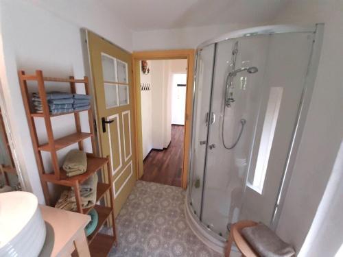 Apartamento Charming Holiday Home In Roes With A Balcony