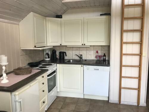 Bergland- Krager� Apartment For 4-5 Persons