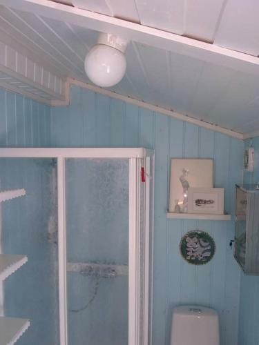 Idyllic Cabin In Lillesand Fantastic Ocean View