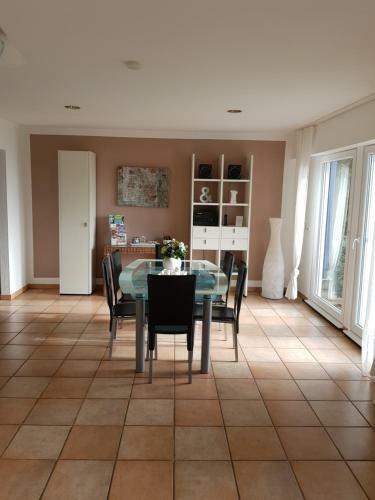 Ferienh�user Rh�n - Haus Natalie & Haus Helene