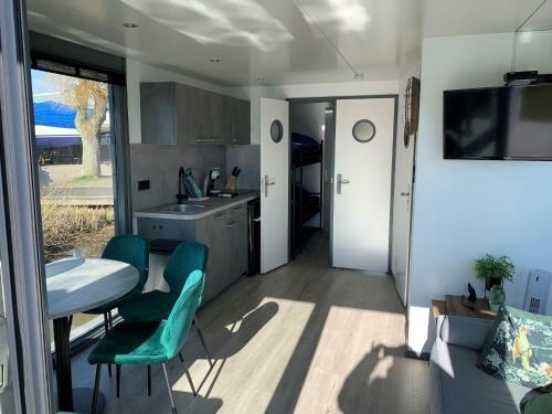 Waterfront Houseboat In Monnickendam Near The Centre