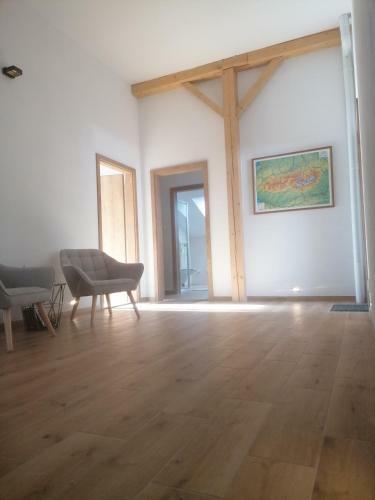 ?iar Apartm�ny 43