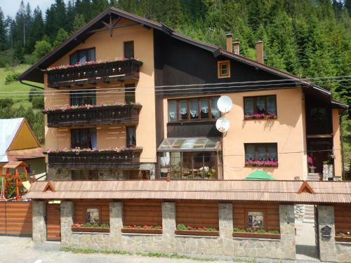 Hostal Goralturist