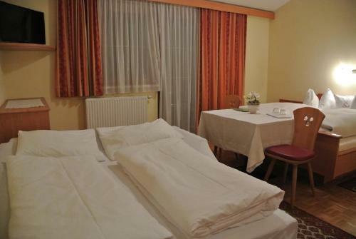 Hostal Gasthof Zum Stollhofer