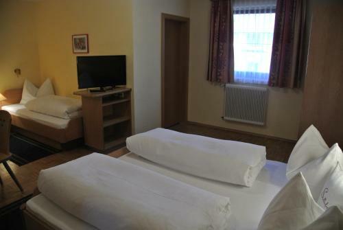 Hostal Gasthof Zum Stollhofer